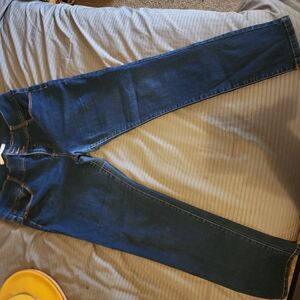 Blue Skinny Jeans with Classic Denim Texture and Full Length Design